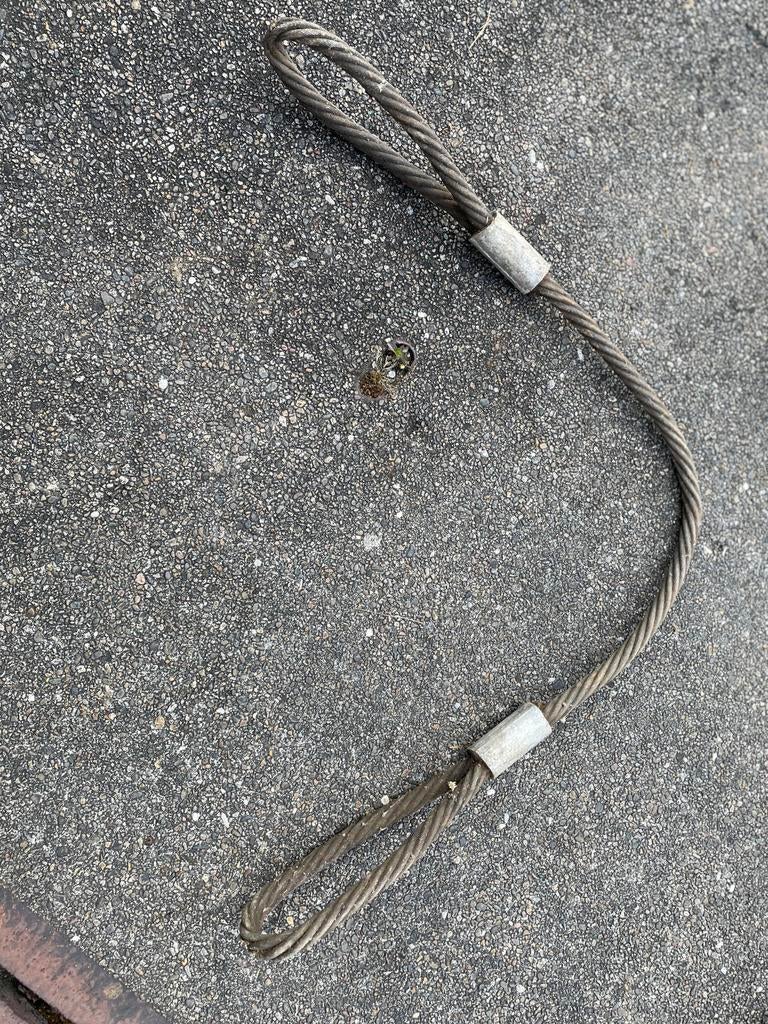OERSTERKE STAALKABEL / SLEEPKABEL, lengte: 110cm, dia: 15mm, Doe-het-zelf en Verbouw, Lieren en Takels, Ophalen, Zo goed als nieuw