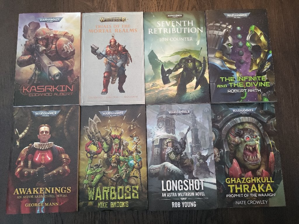 Warhammer 40k paperback boeken, Ophalen of Verzenden, Zo goed als nieuw, Warhammer, Boek of Catalogus