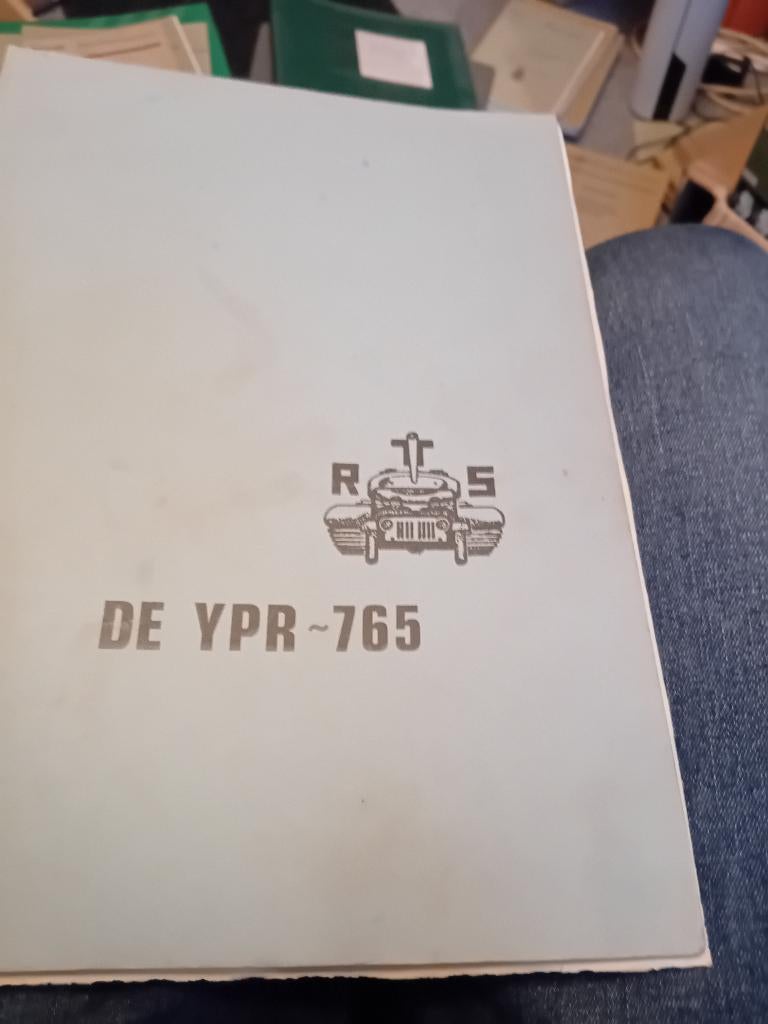 technische handboeken, Verzenden, 1945 tot heden, Zo goed als nieuw, Landmacht