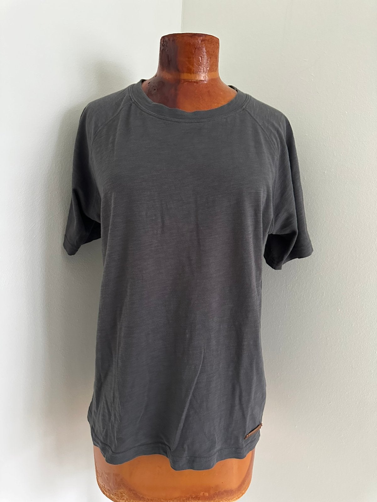 Nieuw! Grijs Moscow t-shirt in maat S, Nieuw, Ophalen of Verzenden, Korte mouw, Maat 36 (S)