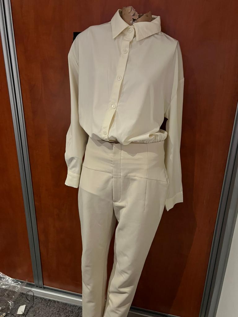 Zara set L zgan body  en broek, Beige, Maat 42/44 (L), Ophalen of Verzenden, Zo goed als nieuw