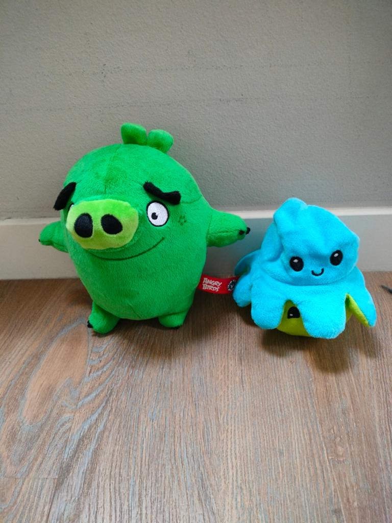 Angry Birds knuffel en omkeerbare octopus knuffel, Kinderen en Baby's, Speelgoed | Knuffels en Pluche, Ophalen, Overige merken