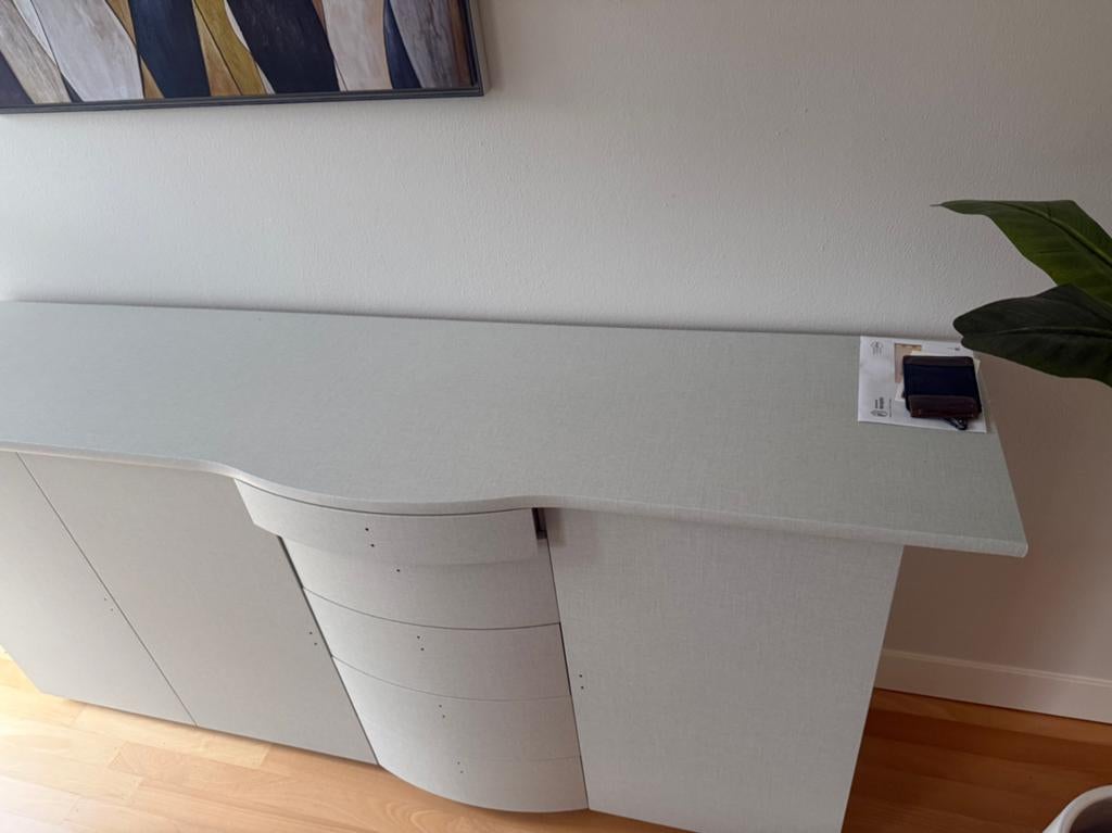 Mooie dressoir, Ophalen, Gebruikt, Met deur(en), Vintage gewrapped