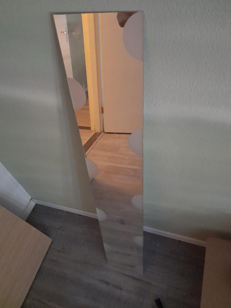 Lange spiegel incl. 4 bevestigings houders, Minder dan 50 cm, Gebruikt, Ophalen of Verzenden, 150 tot 200 cm