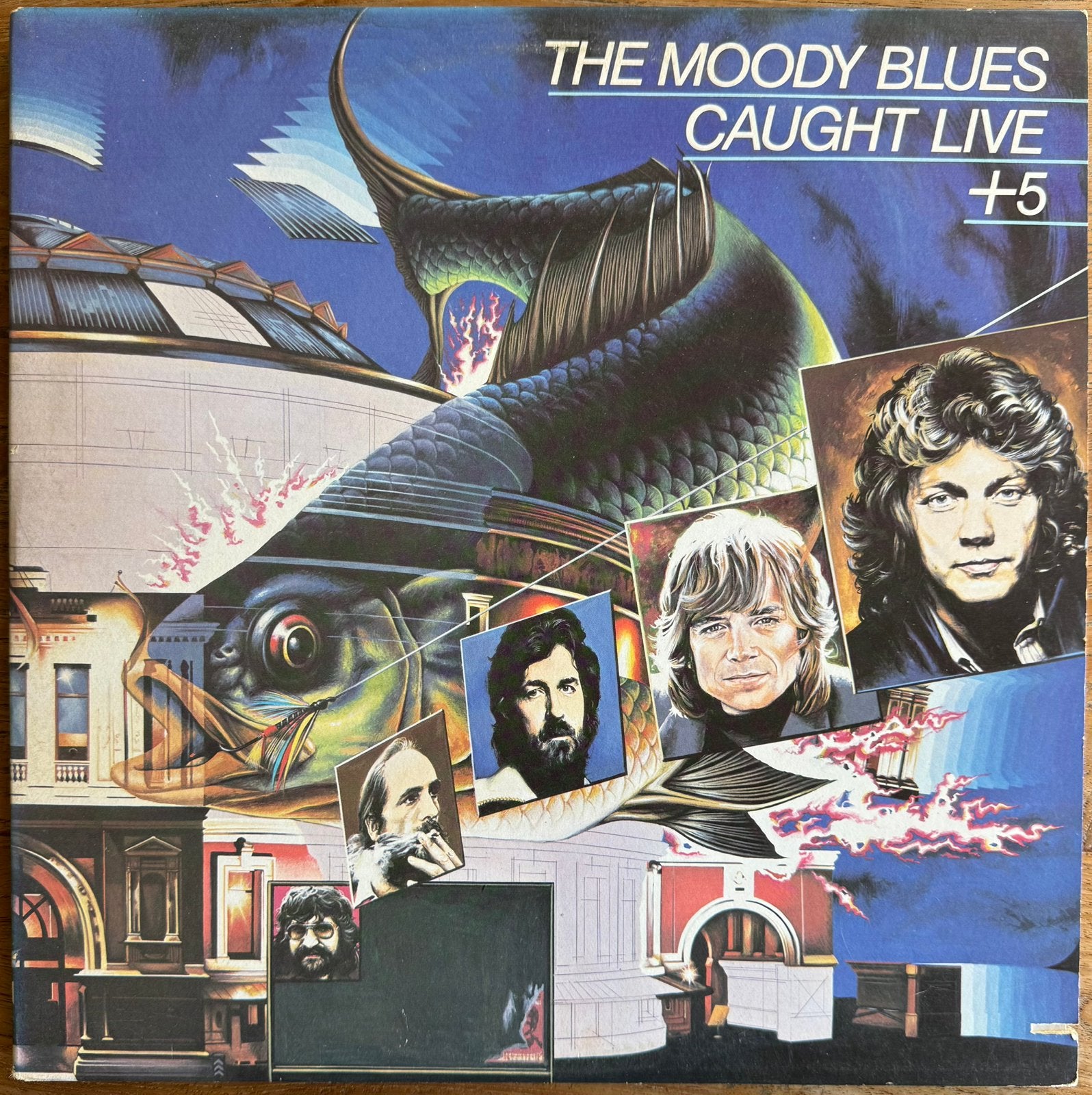 The Moody Blues - Caught Live +5 Dubbel LP, LP, Gebruikt, Ophalen of Verzenden, Gatefold hoes