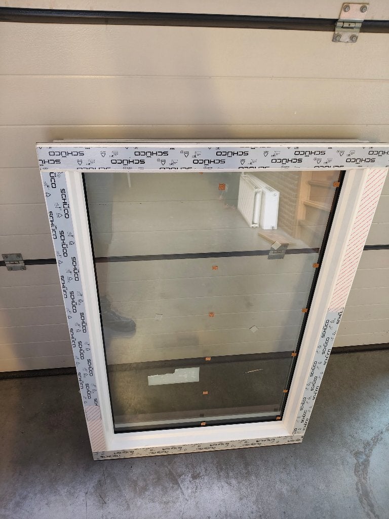 kunststof kozijn merk schuco, Doe-het-zelf en Verbouw, Kozijnen en Schuifpuien, Kunststof, Raamkozijn, Zo goed als nieuw, Inclusief glas