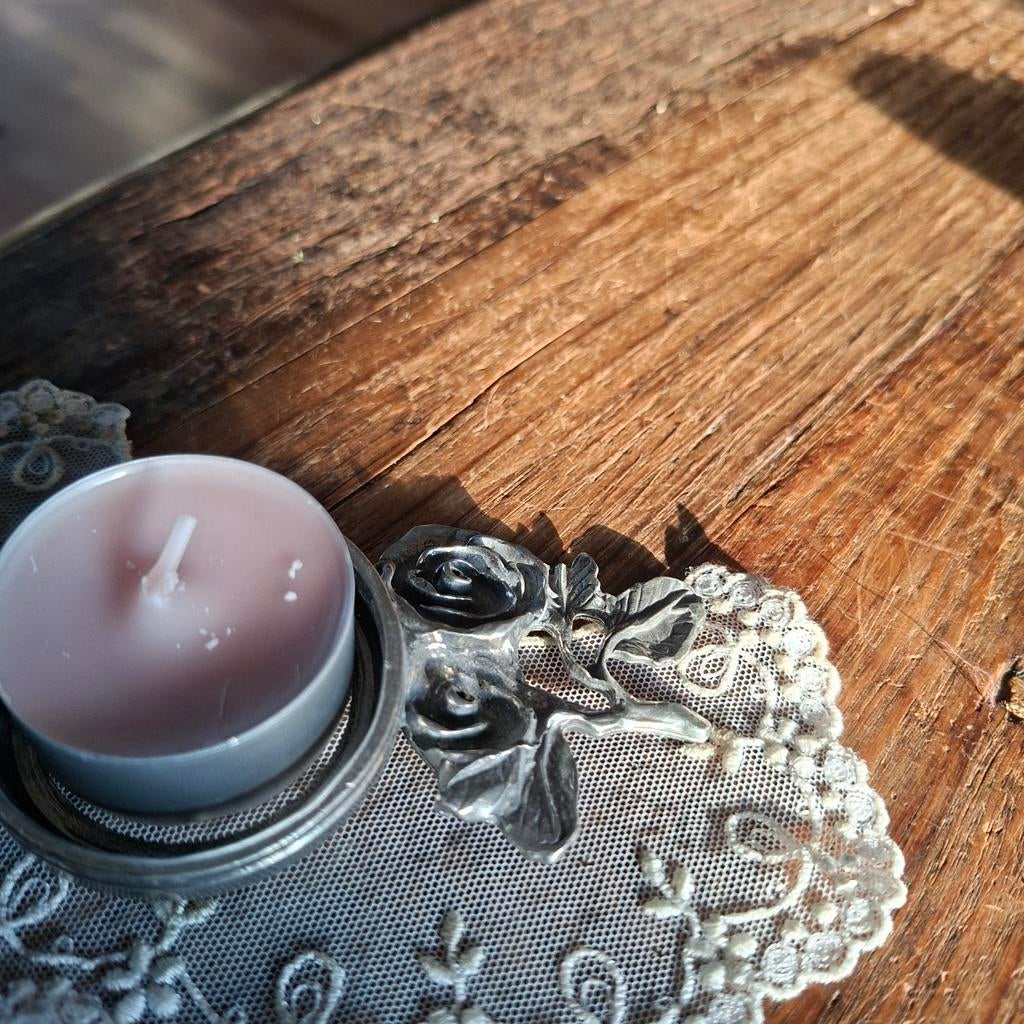 Waxinehouder van Tin met Rozen 10x5 cm groot, Ophalen of Verzenden
