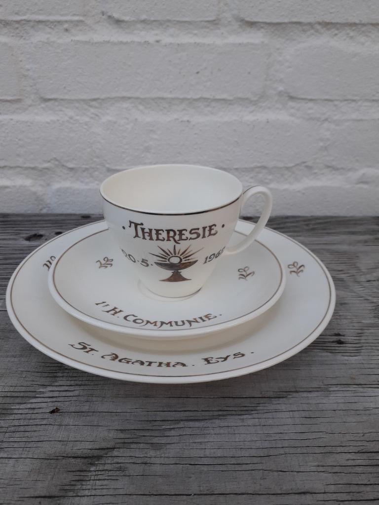 Ontbijtset Heilige Communie, 3 delig servies uit 1962, Ophalen of Verzenden, Gebruikt, Overige typen, Christendom | Katholiek
