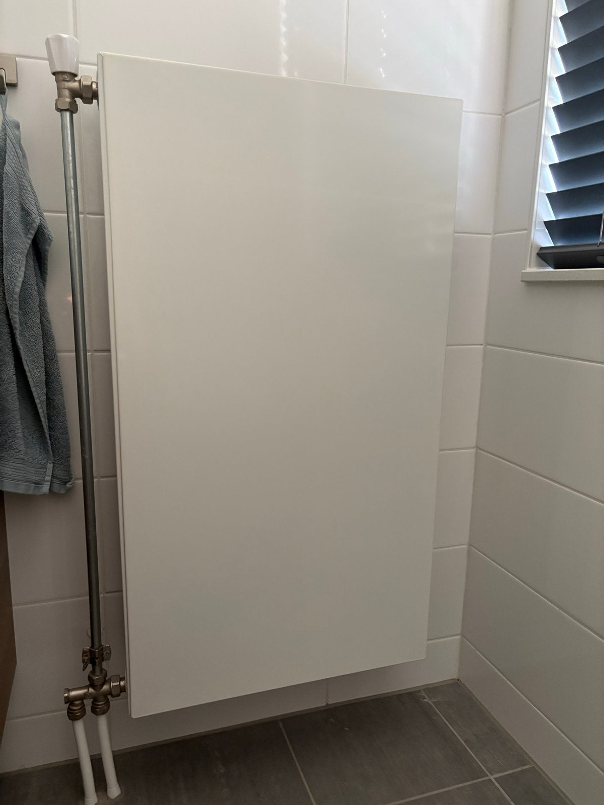 Op te halen / Witte radiator met thermostaatknop, Ophalen, Radiator, Minder dan 60 cm, Zo goed als nieuw