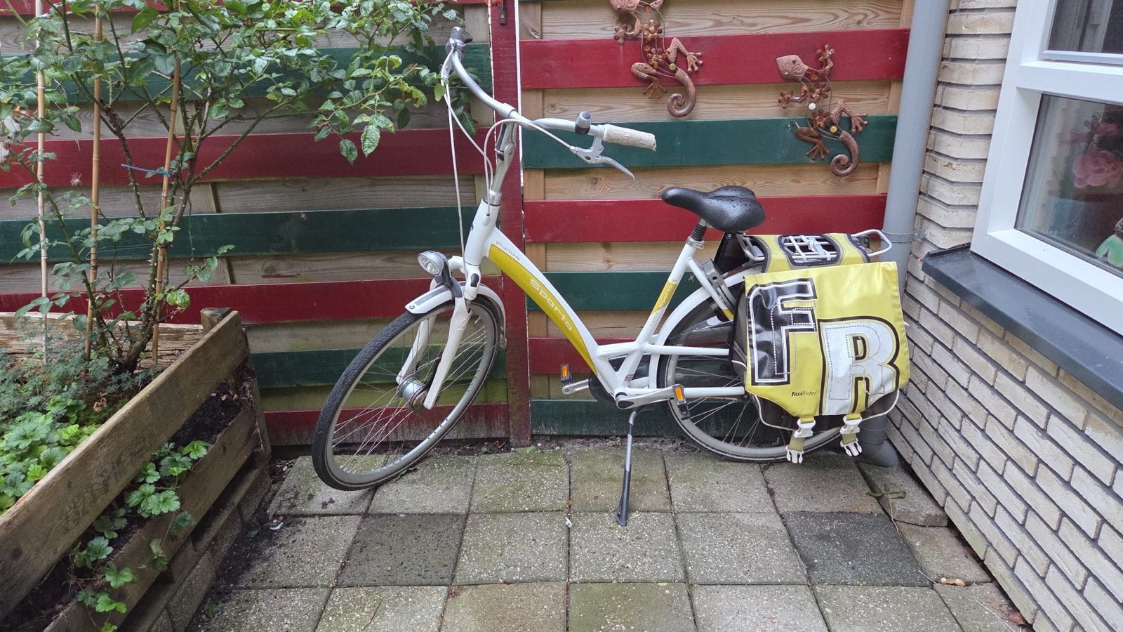 Damesfiets met fietstassen - Zo goed als nieuw, Fietsen en Brommers, Overige merken, 53 tot 56 cm, Velgrem, Versnellingen