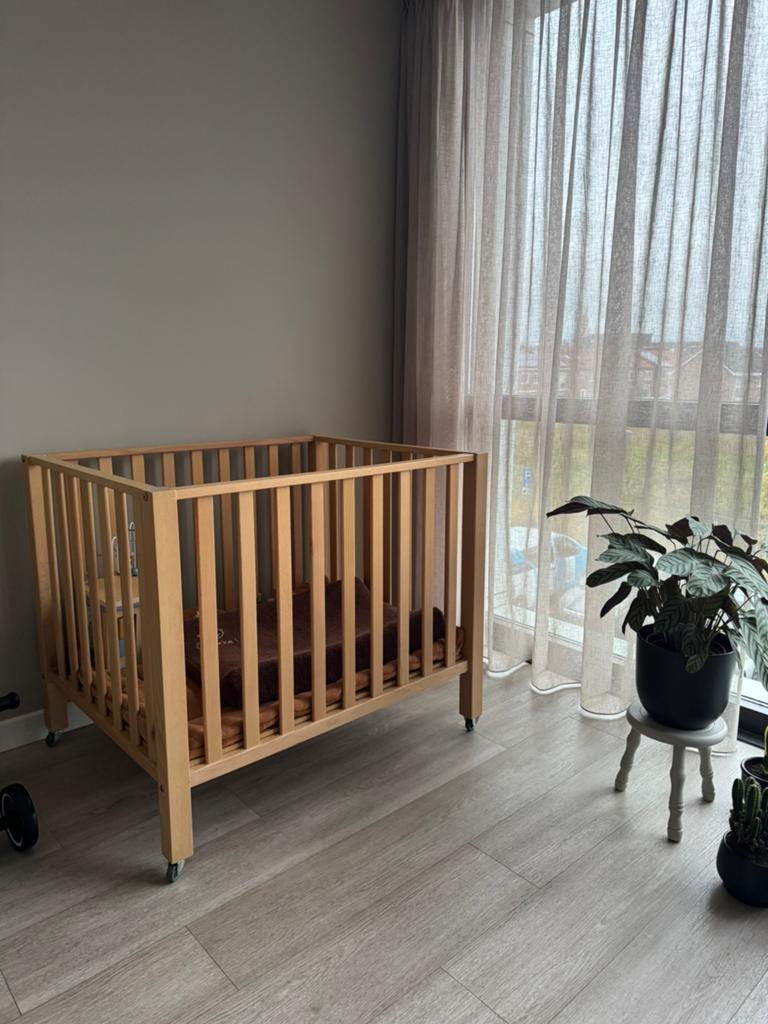 Baby box bruin - zeer goede staat, Ophalen, Zo goed als nieuw, Boxkleed