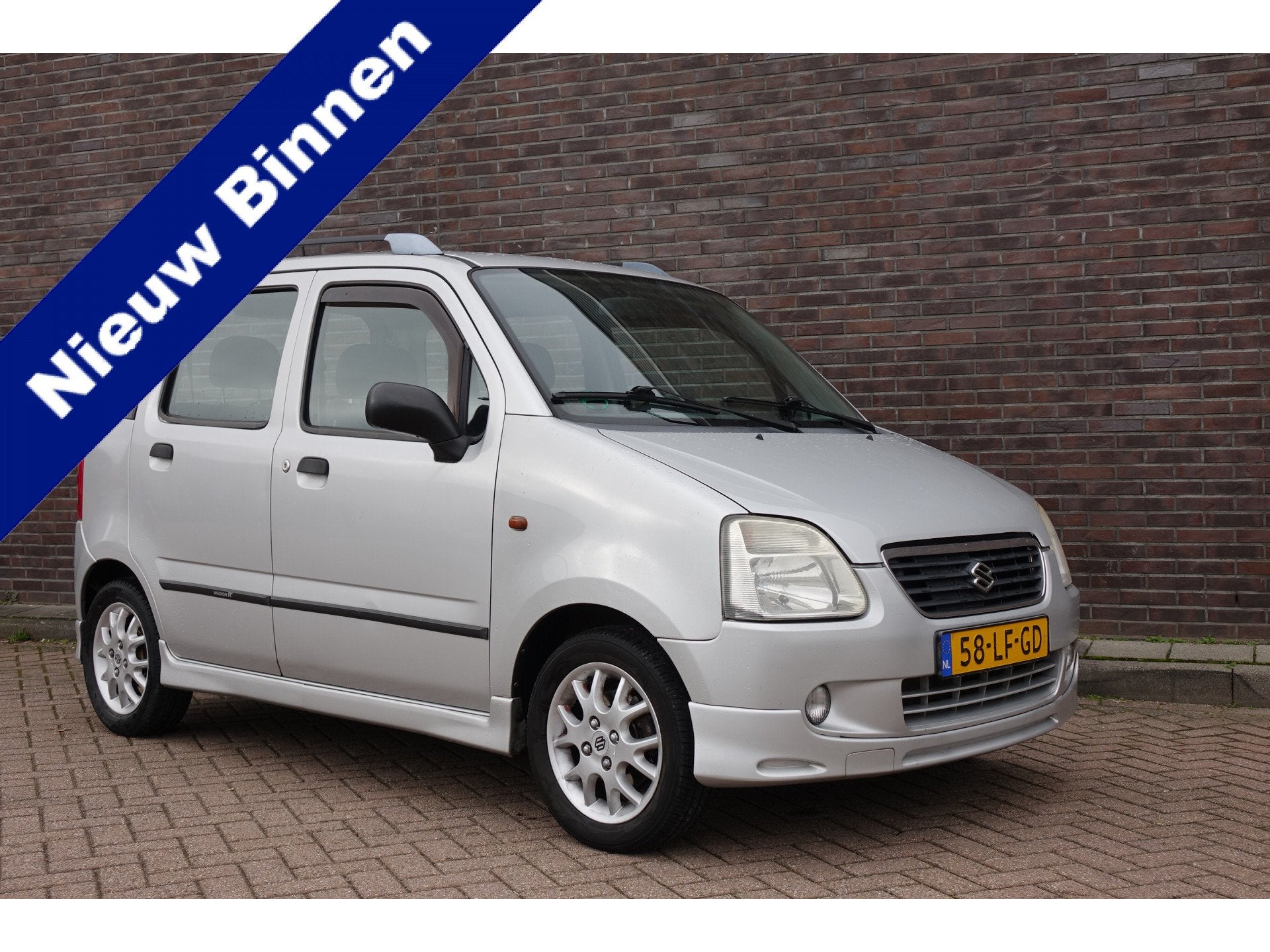 Suzuki Wagon R+ 1.3 Special (bj 2002), Auto's, Suzuki, Voorwielaandrijving, Gebruikt, 31 €/maand, 4 cilinders