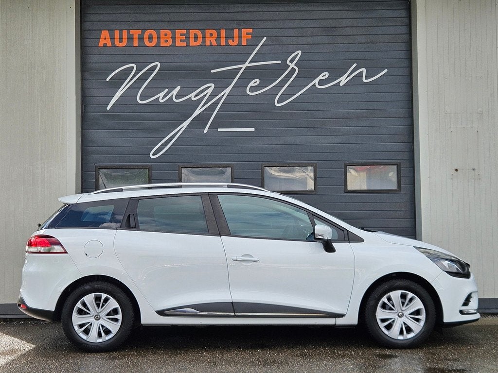 Renault Clio Estate 0.9 TCe Zen|Airco|Cruise|Pdc|Navi, Auto's, Renault, Voorwielaandrijving, 898 cc, Gebruikt, 580 kg