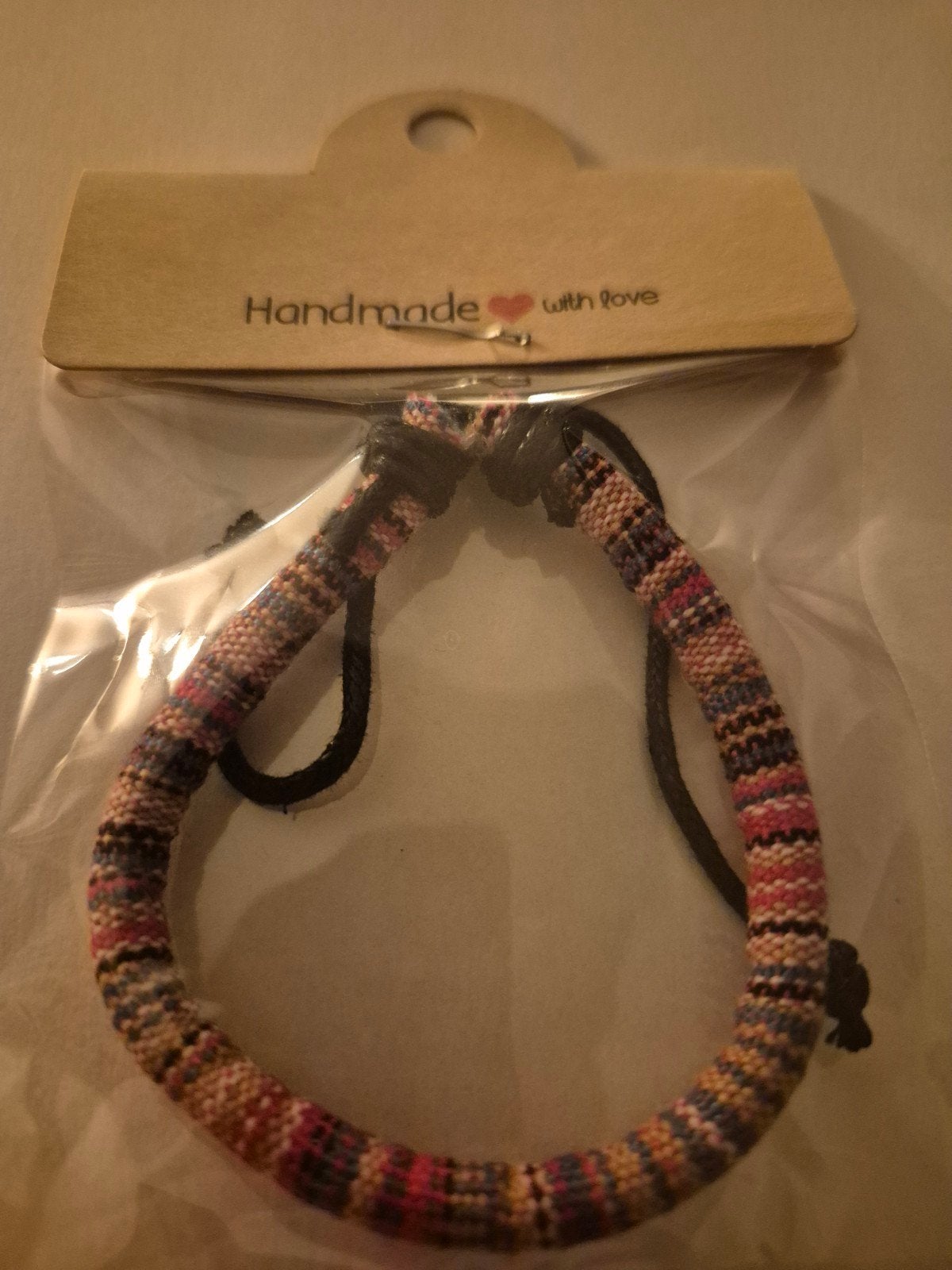 Unieke 'Handmade with Love' Armband - Verstelbaar & Nieuw, Ophalen of Verzenden, Nieuw, Overige kleuren, Overige materialen