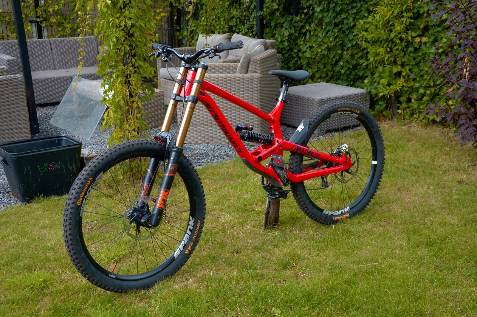 Commencal FRS 2019 racebike, Ophalen, 24 inch of meer, Aluminium, Zo goed als nieuw