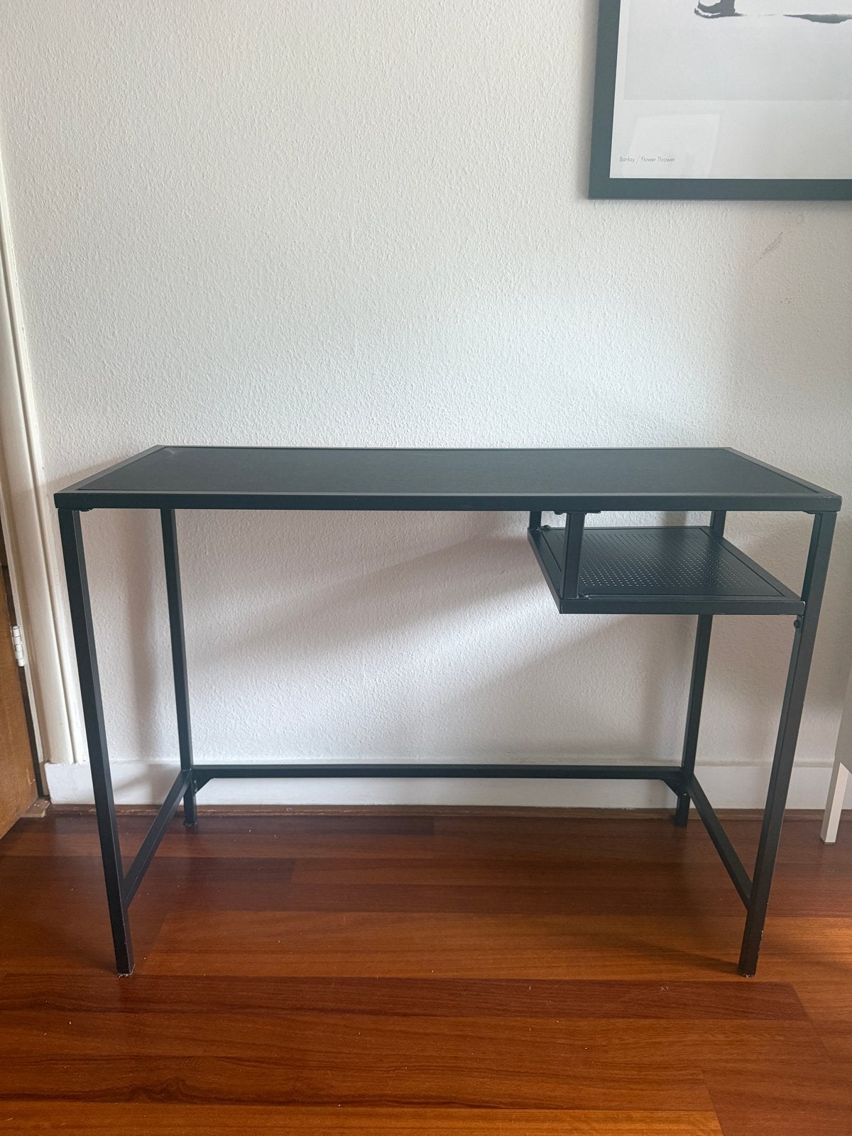 Klein bureau/laptoptafel/wandtafel, Ophalen, Zo goed als nieuw, Zwart, Metaal