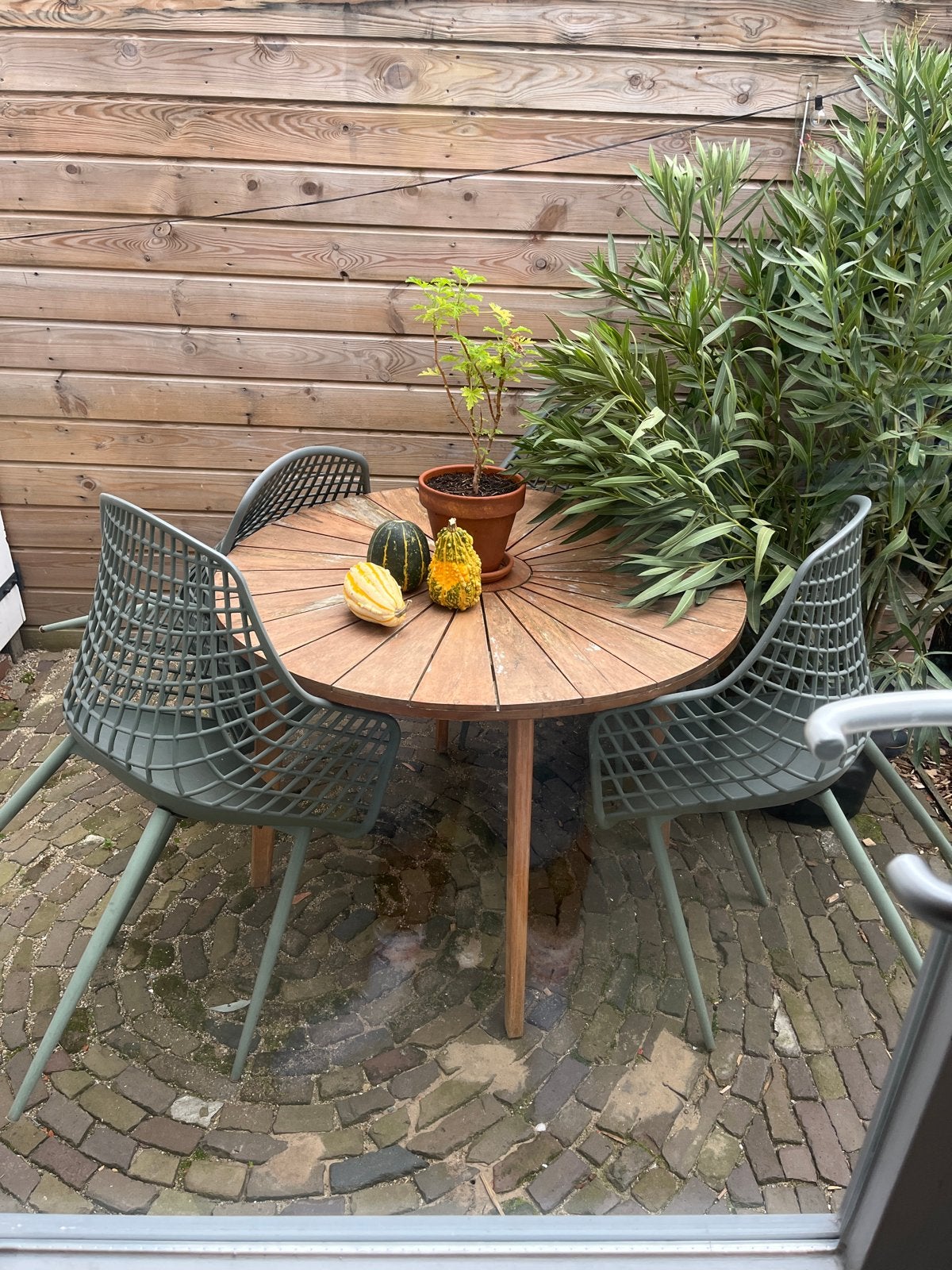 Tuinset: ronde tafel met 4 stoelen, 4 zitplaatsen, Gebruikt, Eettafel, Ophalen of Verzenden