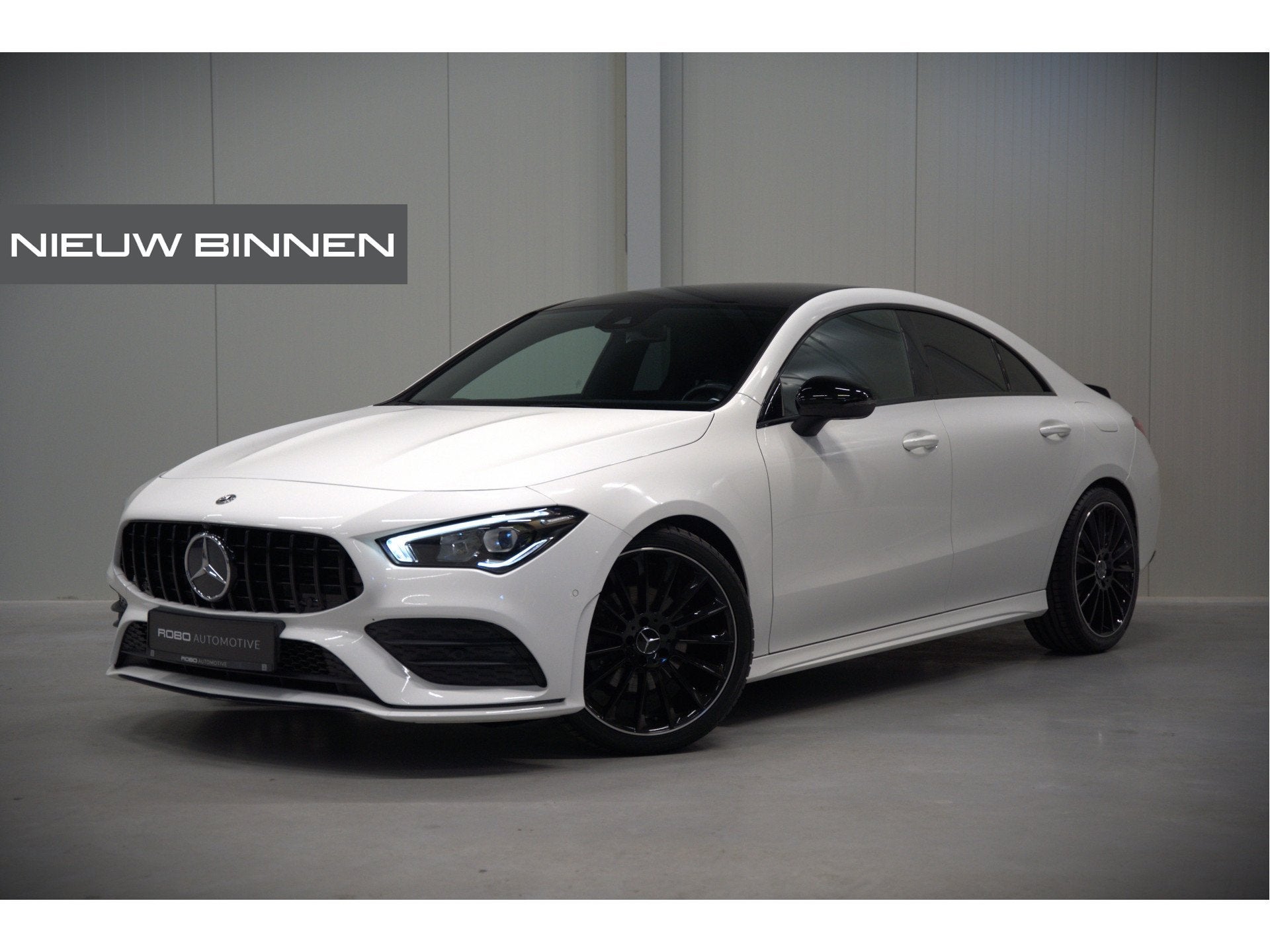 Mercedes-Benz CLA-Klasse 180 Advantage AMG | Stoelverwarming, Auto's, CLA, 136 pk, Gebruikt, Wit