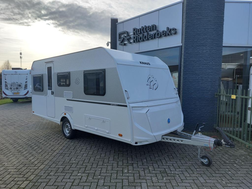 Knaus Sport 460 EU, Caravans en Kamperen, Standaardzit, Bedrijf, Overige typen, 5 tot 6 meter