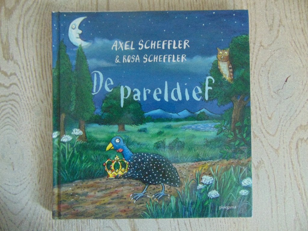 De Pareldief - hardcover boek - Axel & Rosa Scheffler, Ophalen of Verzenden, Gelezen, Axel Scheffler., Fictie algemeen