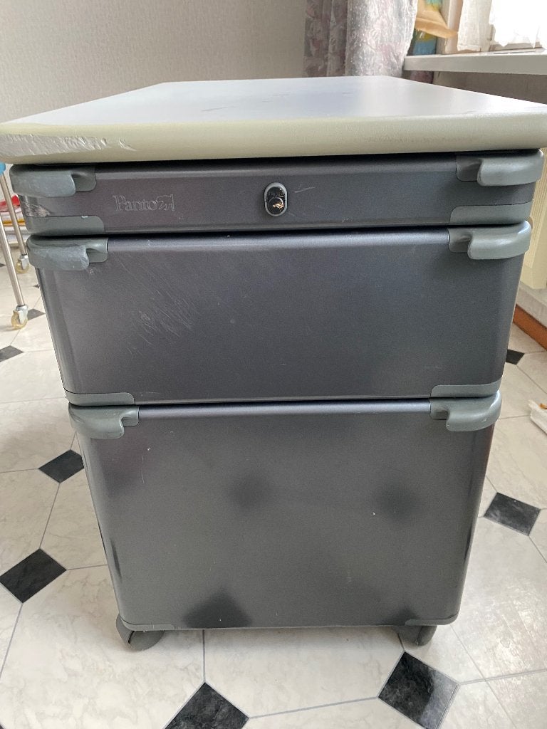 Gratis metalen kast, Ophalen, Minder dan 50 cm, Gebruikt, 75 cm of meer