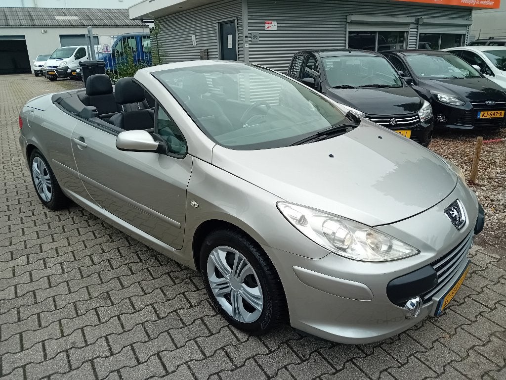 Peugeot 307 1.6 16V CC 2008 FACELIFT, JBL uitvoering!, Auto's, Zwart, 4 cilinders, Cabriolet, 4 stoelen