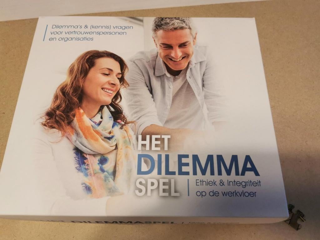 het dilemma spel (voor organisaties enz. ), Ophalen of Verzenden, Zo goed als nieuw