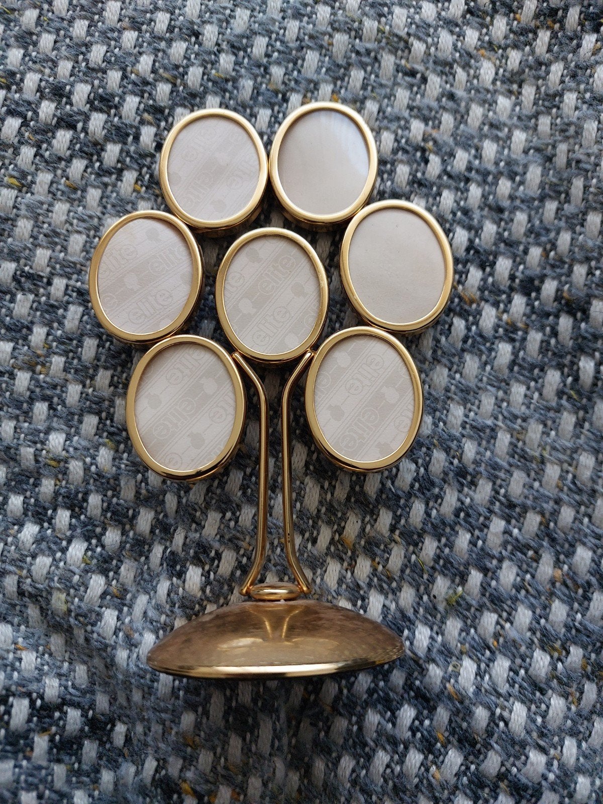 Elite fotocarrousel met 7 ronde fotolijstjes, 15cm hoog, Gebruikt, Fotocarrousel, Ophalen of Verzenden, Metaal