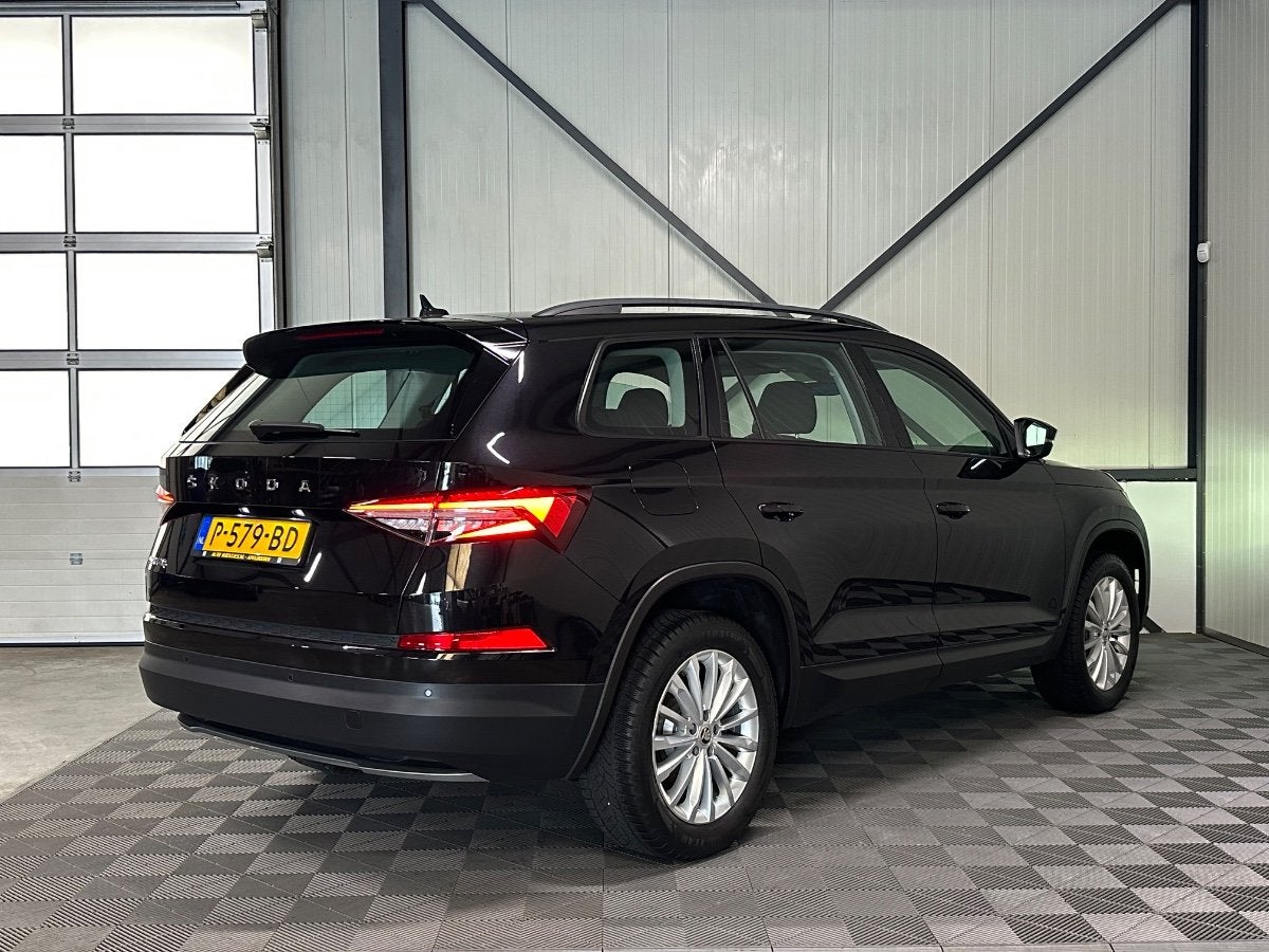 Skoda Kodiaq 1.5 TSI DSG | Business Edition | Navi | Carplay, Auto's, Automaat, Euro 6, 4 cilinders, Zwart
