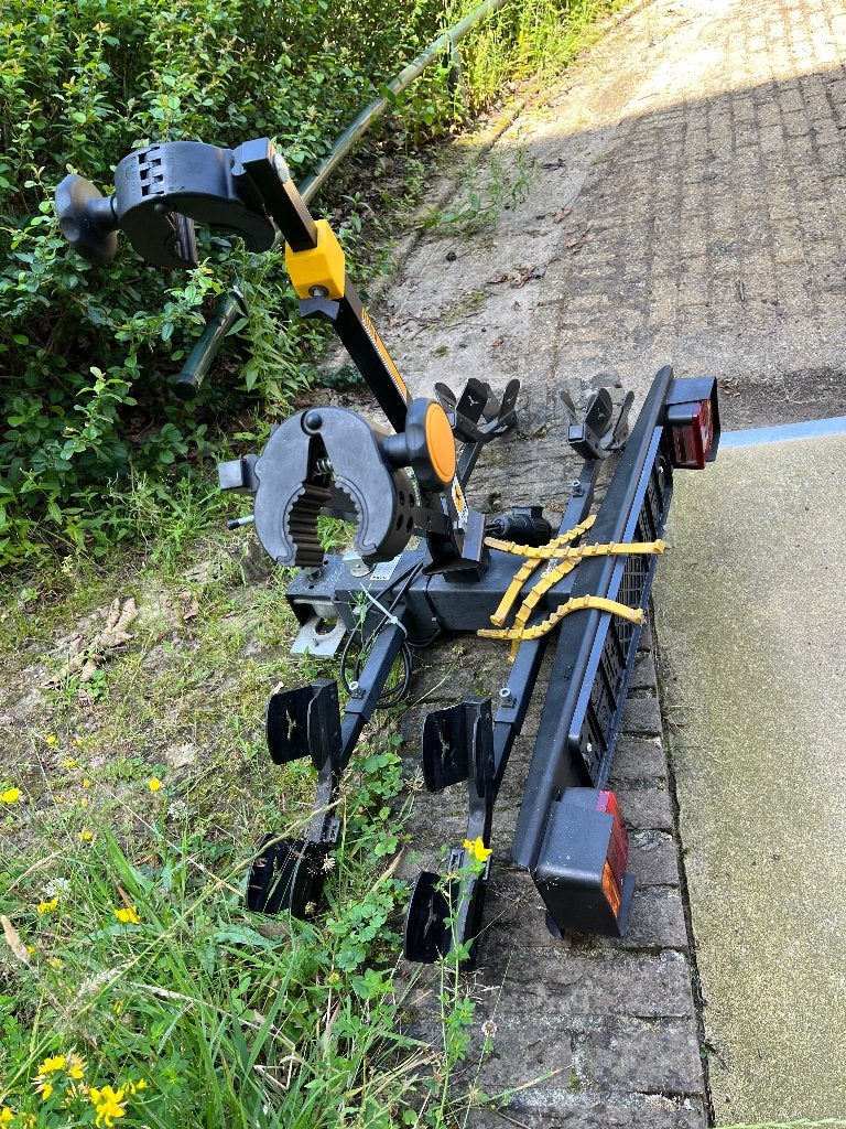 Fietsendrager Hawk, Ophalen, 2 fietsen, Gebruikt, Trekhaakdrager