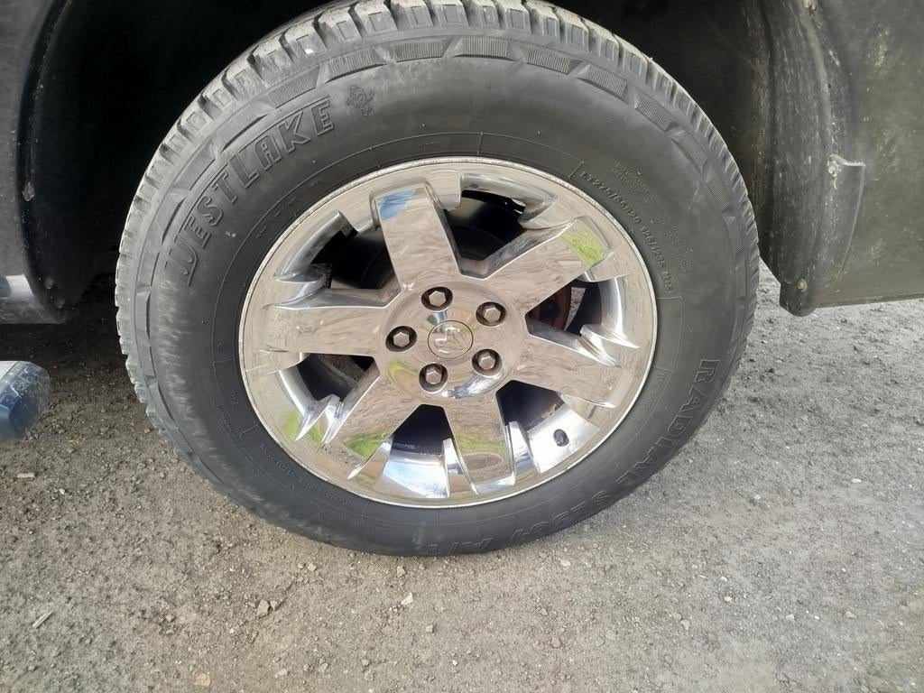 Velgen met banden voor Dodge Ram 1500 IV (20 inch), Auto-onderdelen, Banden en Velgen, Gebruikt, 275 mm, Banden en Velgen, Ophalen of Verzenden