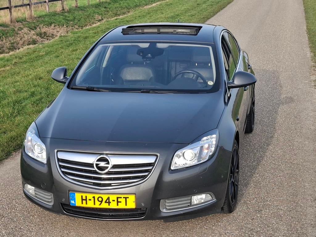 Opel Insignia OPC 2.8 Turbo V6 4x4 Automaat – Luxe Uitvoerin, Auto's, Automaat, 1800 kg, Lichtsensor, Leder