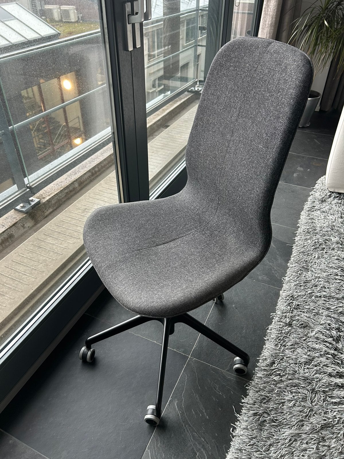 IKEA LANGFJALL zwarte bureaustoel met wieltjes, Ophalen, Gebruikt, Zwart, Bureaustoel