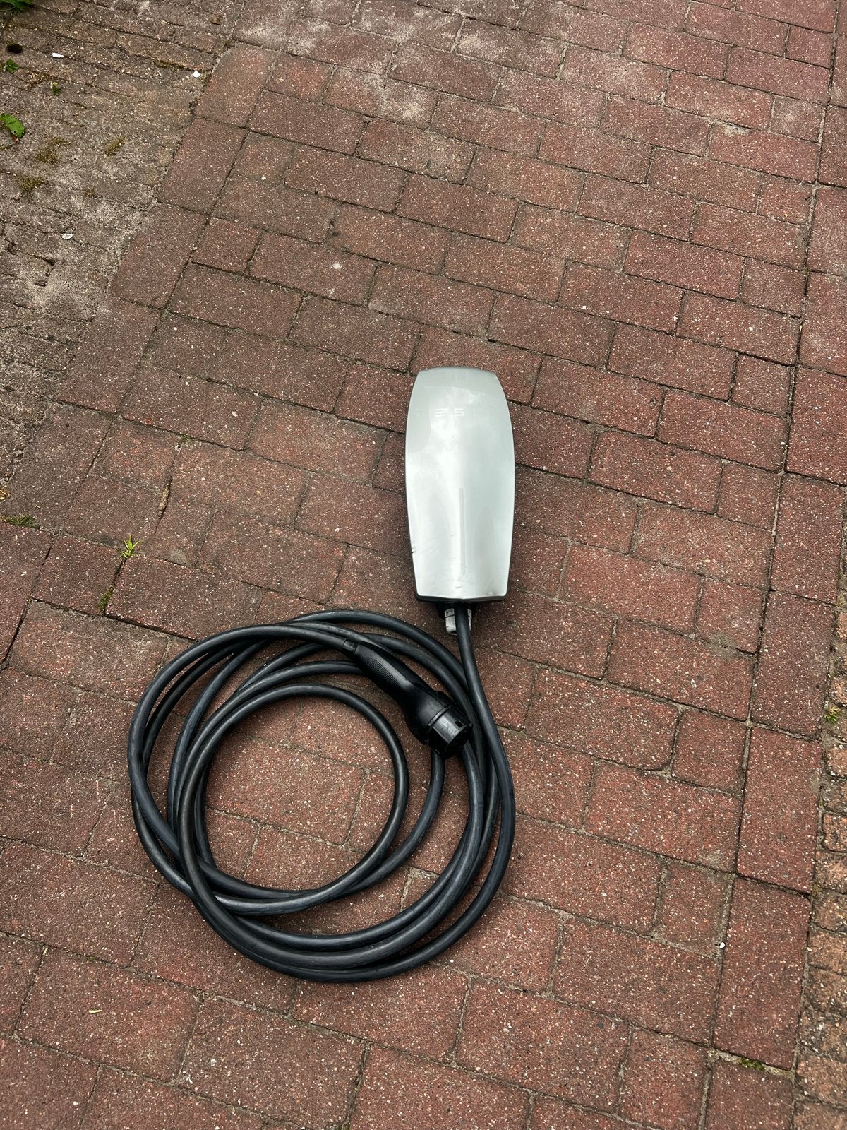 Tesla Gen 2 Wall Connector Laadpaal met kabel, Ophalen, Gebruikt, Laadpaal en Laadkabel
