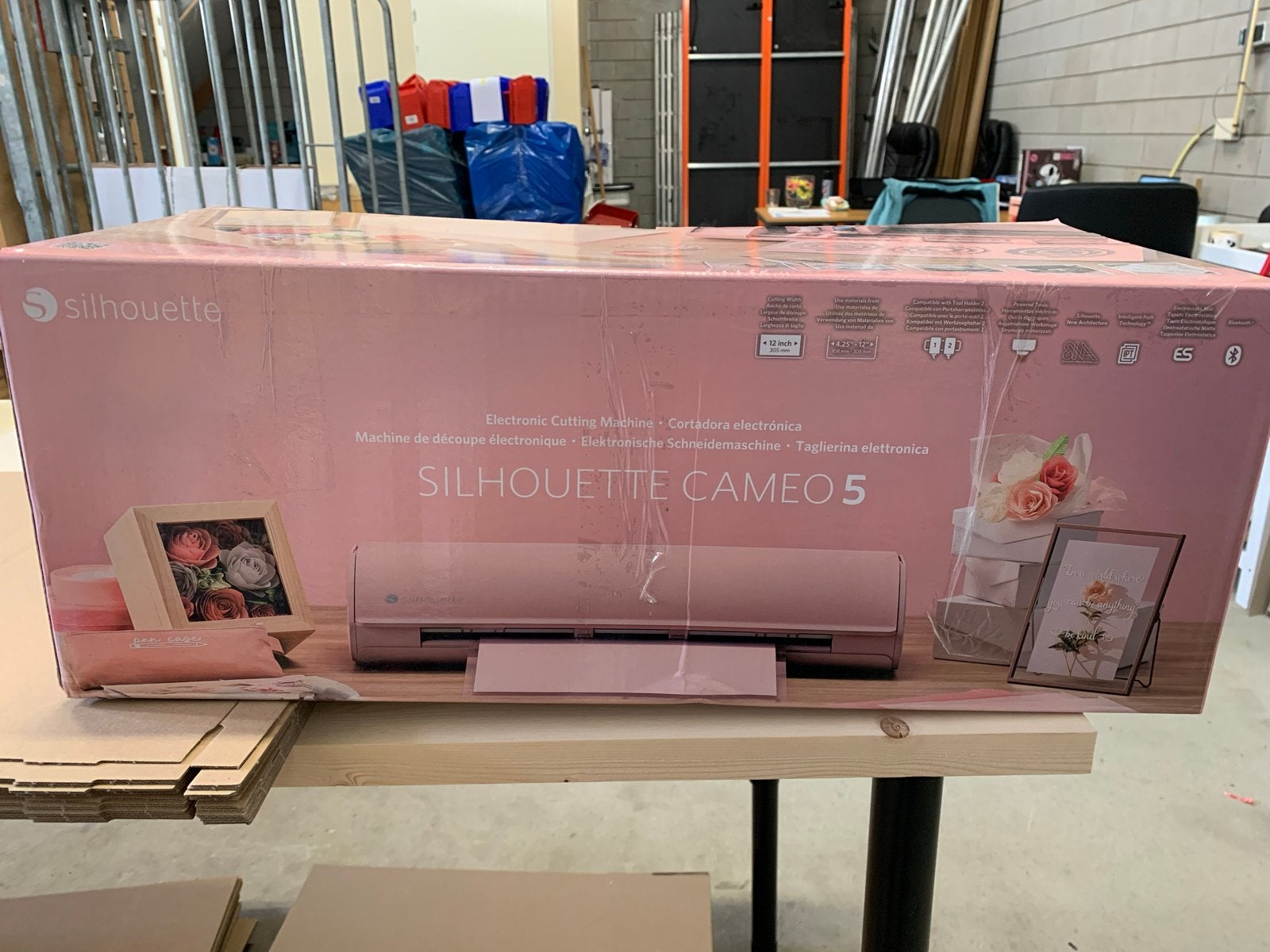 Nieuwe Silhouette Cameo 5 Snijmachine - Roze, Roze, Nieuw, Ophalen of Verzenden, Silhouette