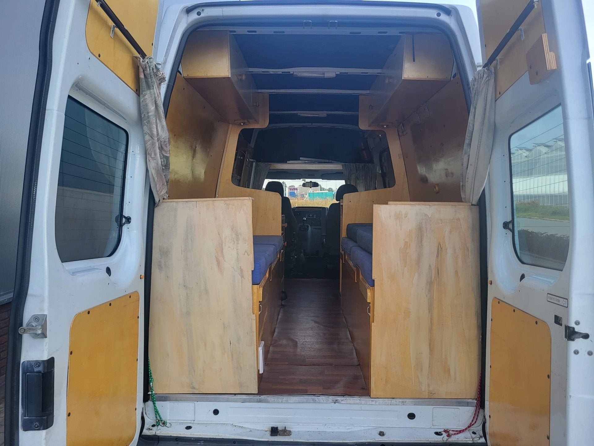 Foto 15 van Ford TRANSIT 350L VAN 115 HR 4,27 CAMPER 142.000 NAP LANG HO