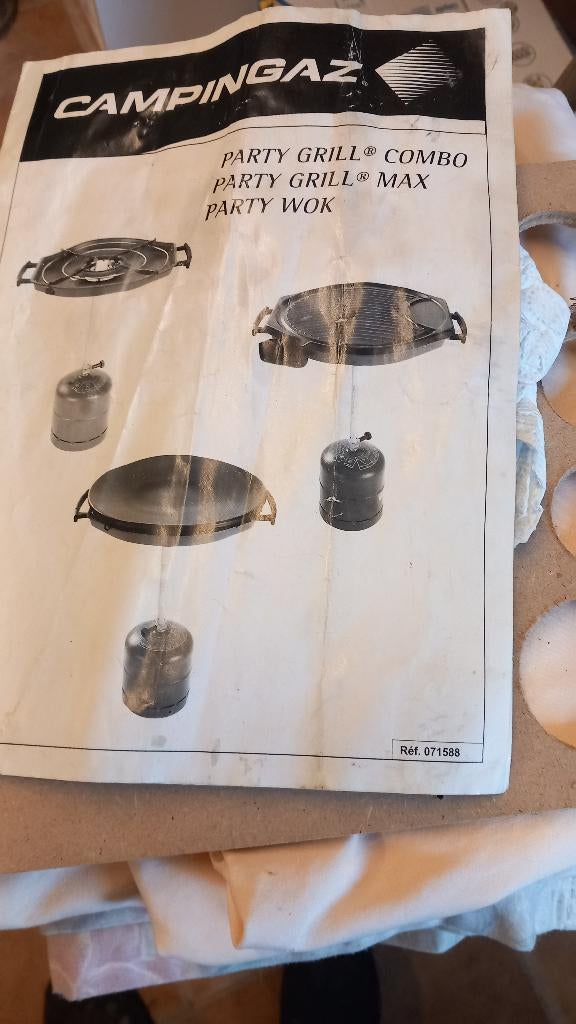 gas grill  mobiel, Ophalen, Zo goed als nieuw