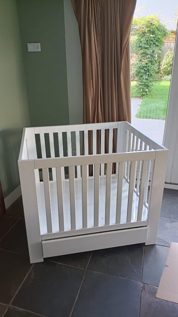 kidsmill alaska hoogglans baby kamer en box, Kinderen en Baby's, Kinderkamer | Commodes en Kasten, Ophalen, Gebruikt, 50 tot 70 cm