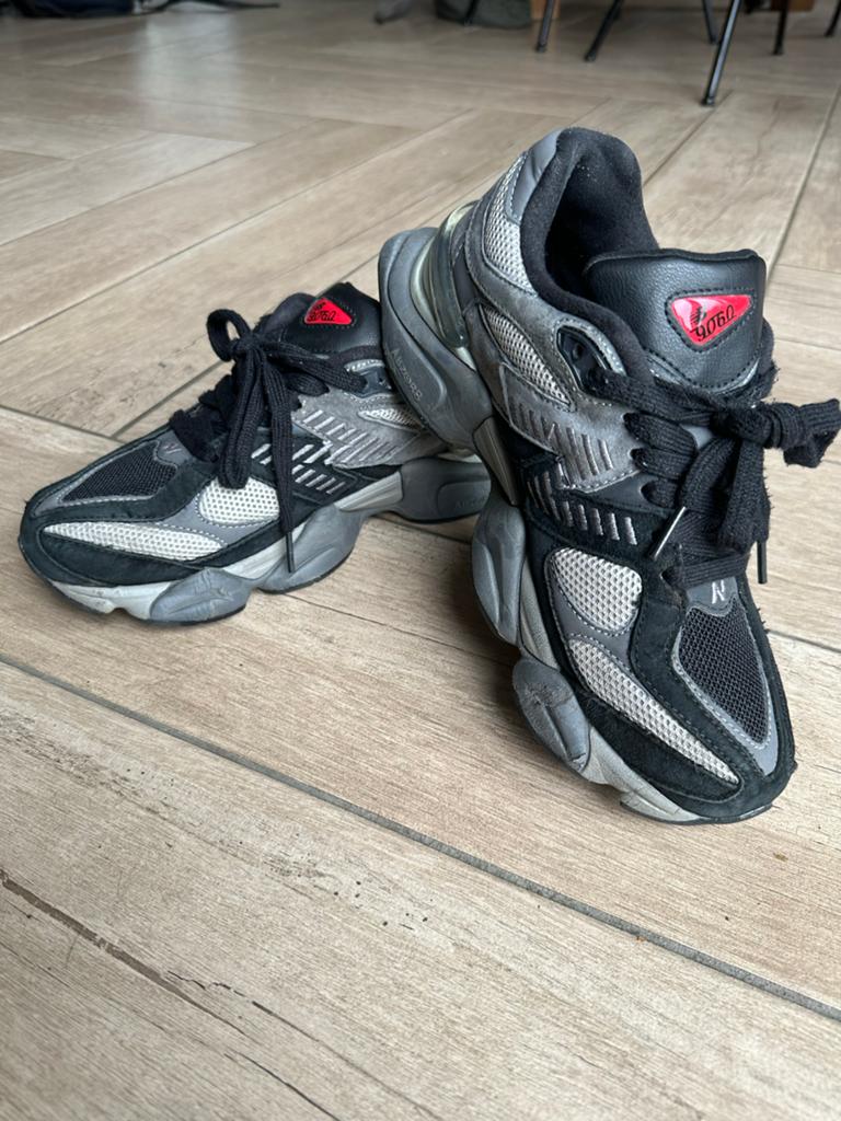New Balance 9060 Sneakers - Maat 40, Zwart, Ophalen of Verzenden, Sneakers of Gympen, Zo goed als nieuw