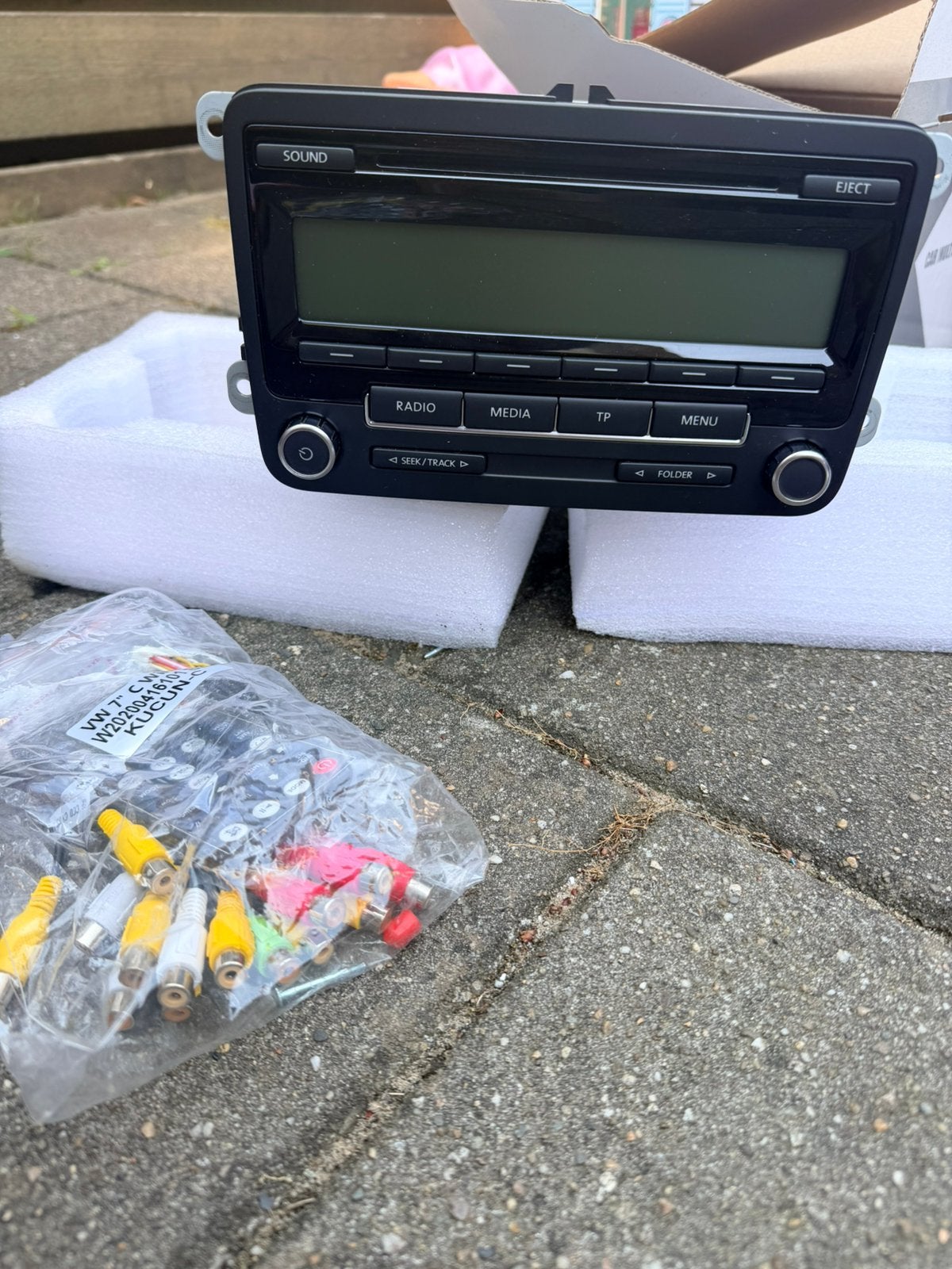 Originele Volkswagen RCD310 Radio–1K0 035 186 AA-nieuw, Ophalen, Nieuw