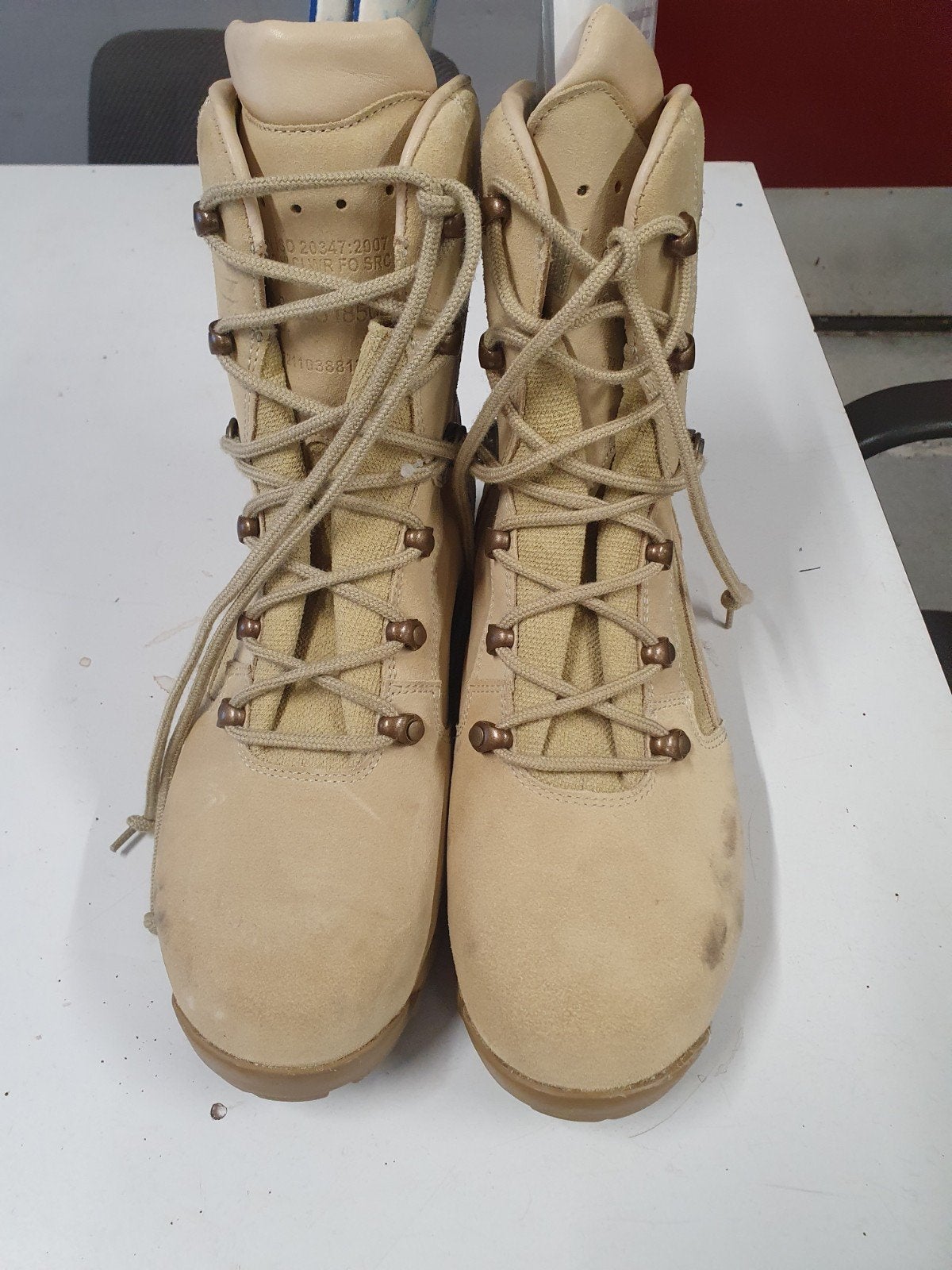 NIEUWE ZANDKLEUR LAARZEN MAAT 45, Ophalen of Verzenden, Overige soorten, Nederland, Kleding of Schoenen