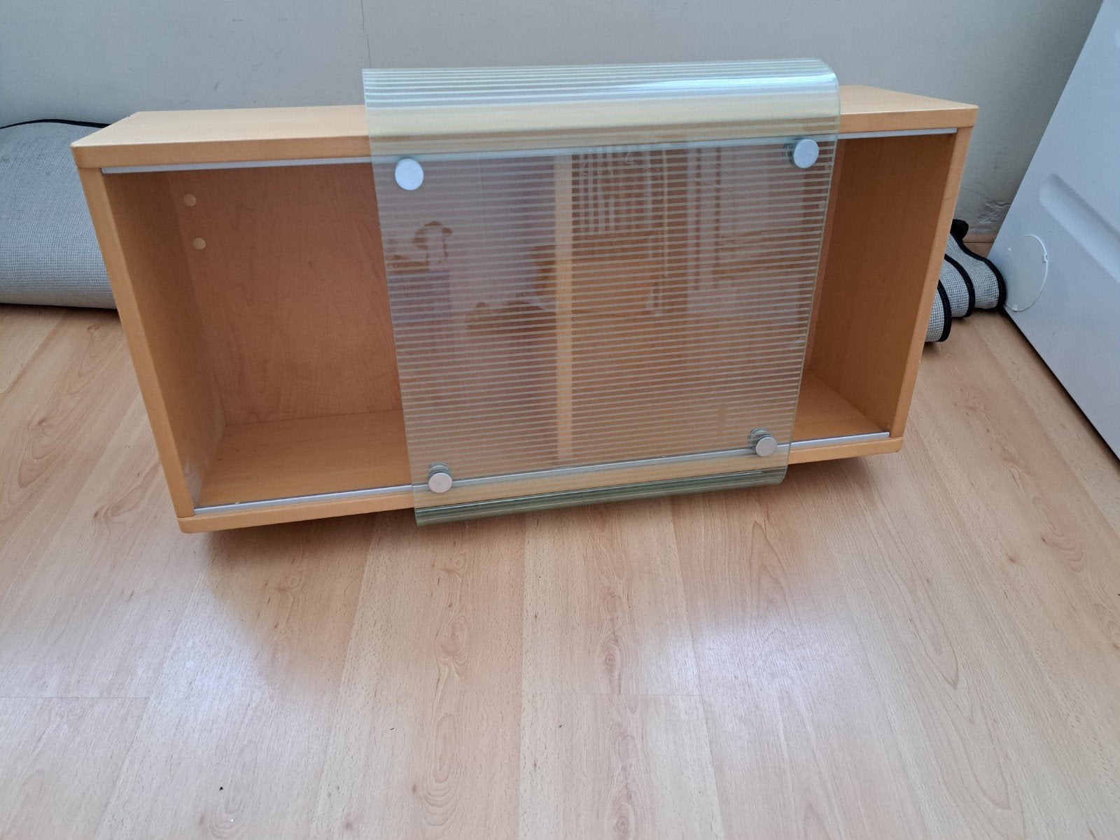 Hulsta Houten HangKastje met Glazen Schuifdeur, Ophalen, Gebruikt