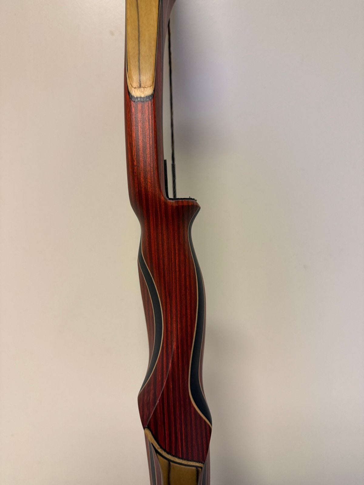 Bearpaw Redcliff recurve boog 62 inch 30 pond, Sport en Fitness, Handboogschieten, Ophalen, Zo goed als nieuw, Recurveboog