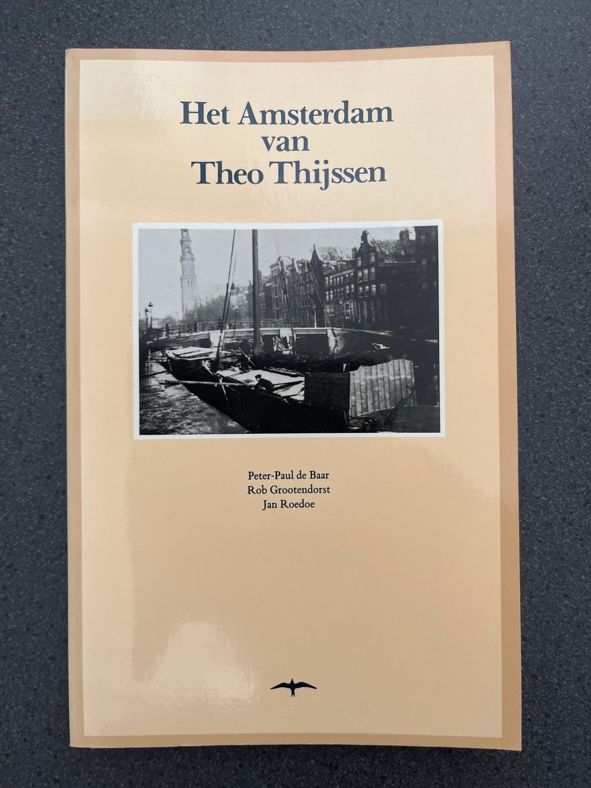 Het Amsterdam van Theo Thijssen - Boek, Ophalen of Verzenden, Zo goed als nieuw, Nederland