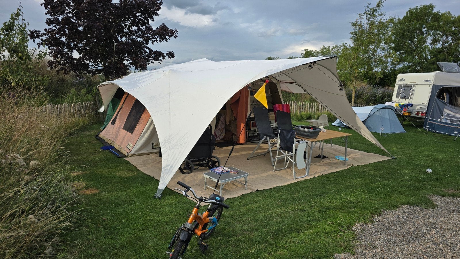 Holtkamper kyte xl Windforce,kindertent L/XL incl stalling, Ophalen