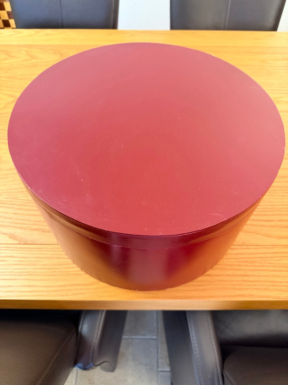 Mooie en handige hoeden bewaardoos, Ophalen, Gebruikt, Rood, Papier/karton