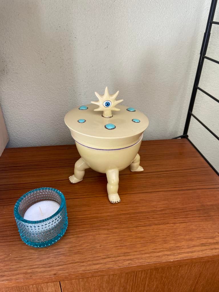 Arnhems Keramiek Atelier snoeppot “Het boze oog”, Ophalen