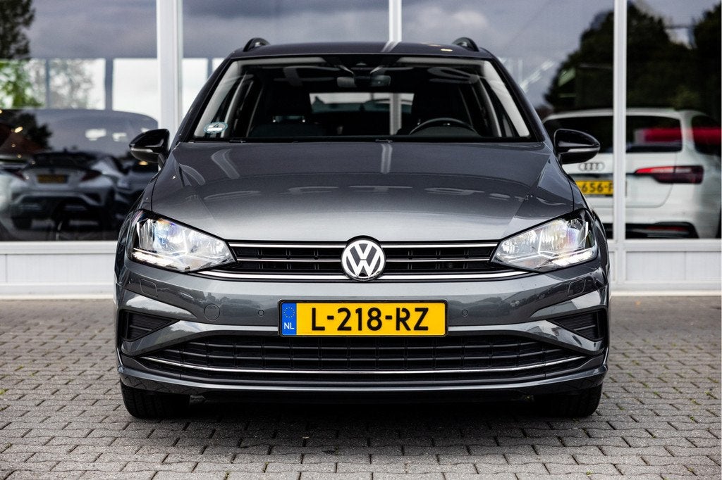 Volkswagen Golf Sportsvan 1.0 TSI Highline | Trekhaak | Stoe, Auto's, Volkswagen, 12 maanden, Stof, Gebruikt, Euro 6