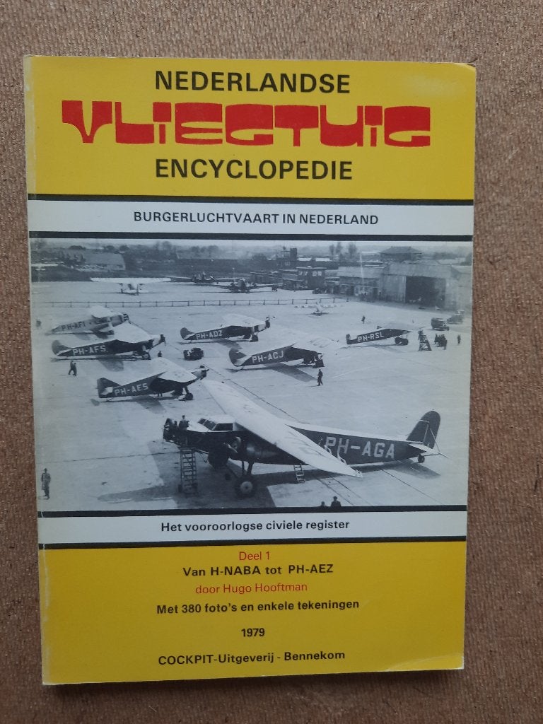 Nederlandse vliegtuig encyclopedie met 380 foto's, Verzamelen, Ophalen of Verzenden, Zo goed als nieuw, Boek of Tijdschrift