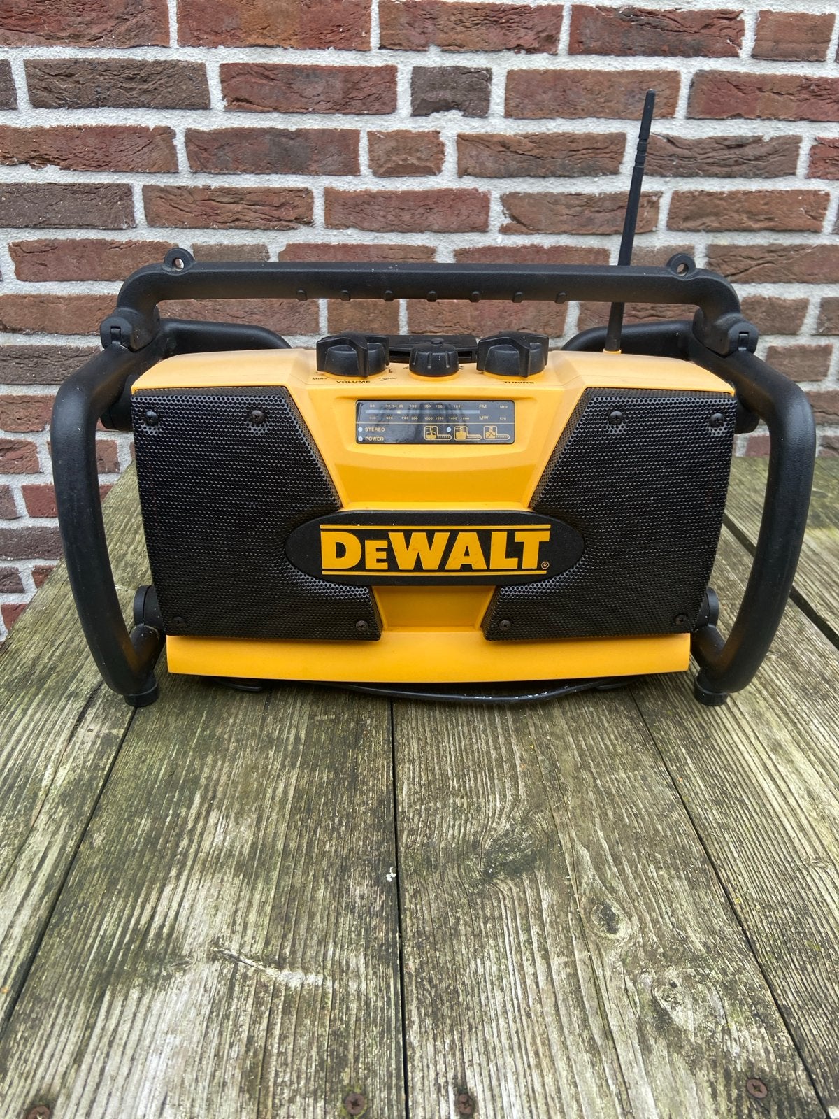 Dewalt bouwradio - Robuuste radio voor de bouwplaats, Ophalen, Gebruikt, Bouwradio